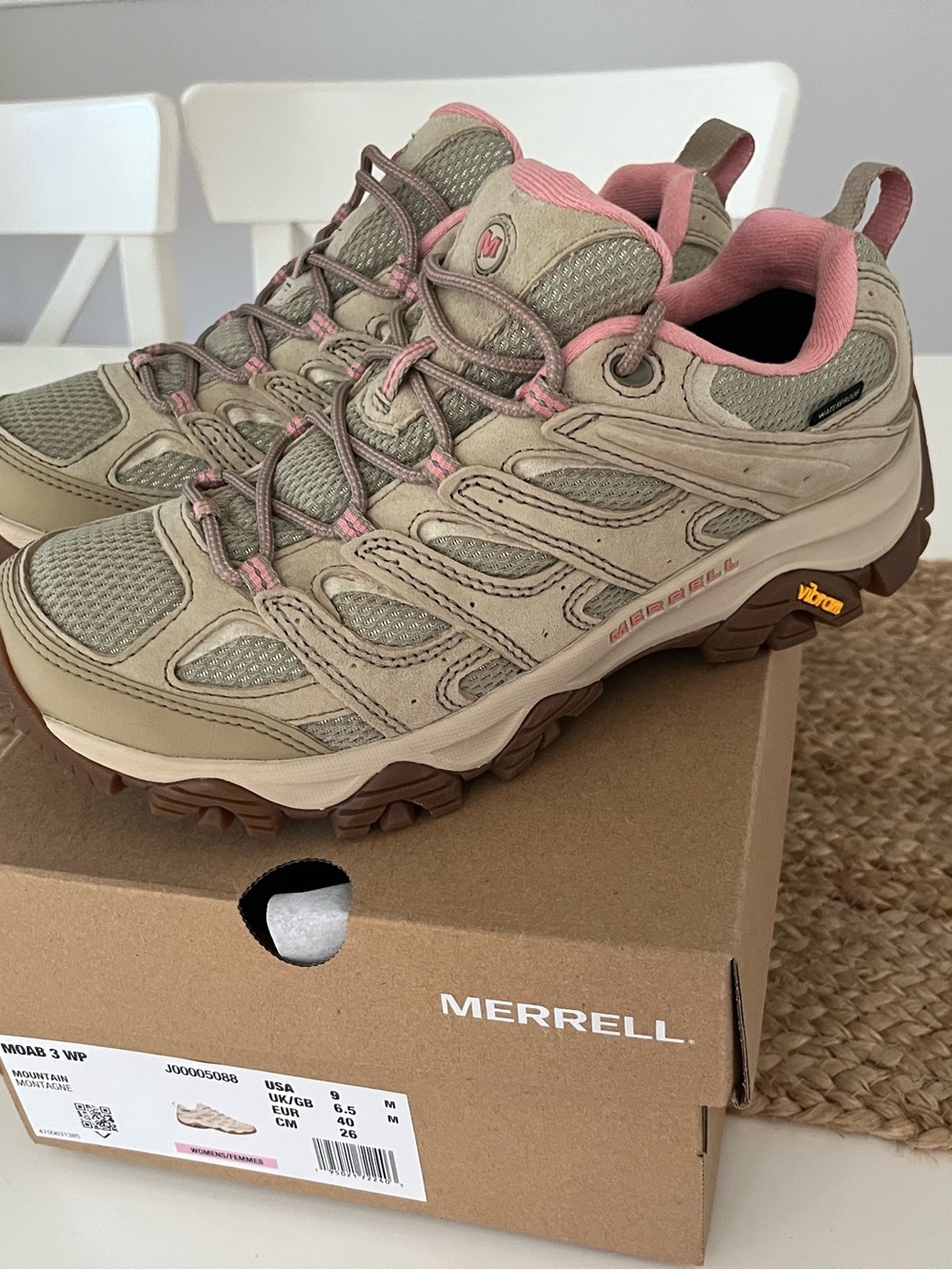 NIB - Women’s Merrell Moab 3 WATERPROOF Size 9 M - Mountain - Picture 3 of 13